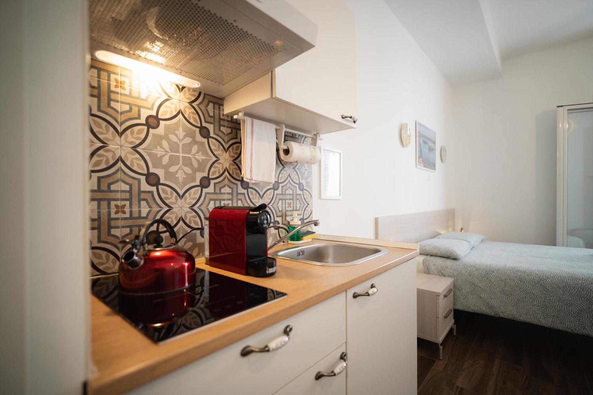 Nonna Vittoria Apartments Мола ди Бари Екстериор снимка